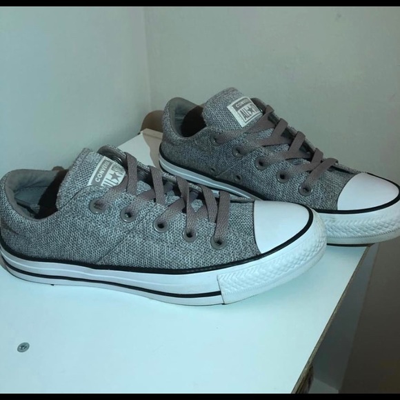 Grey Converse - Picture 5 of 5